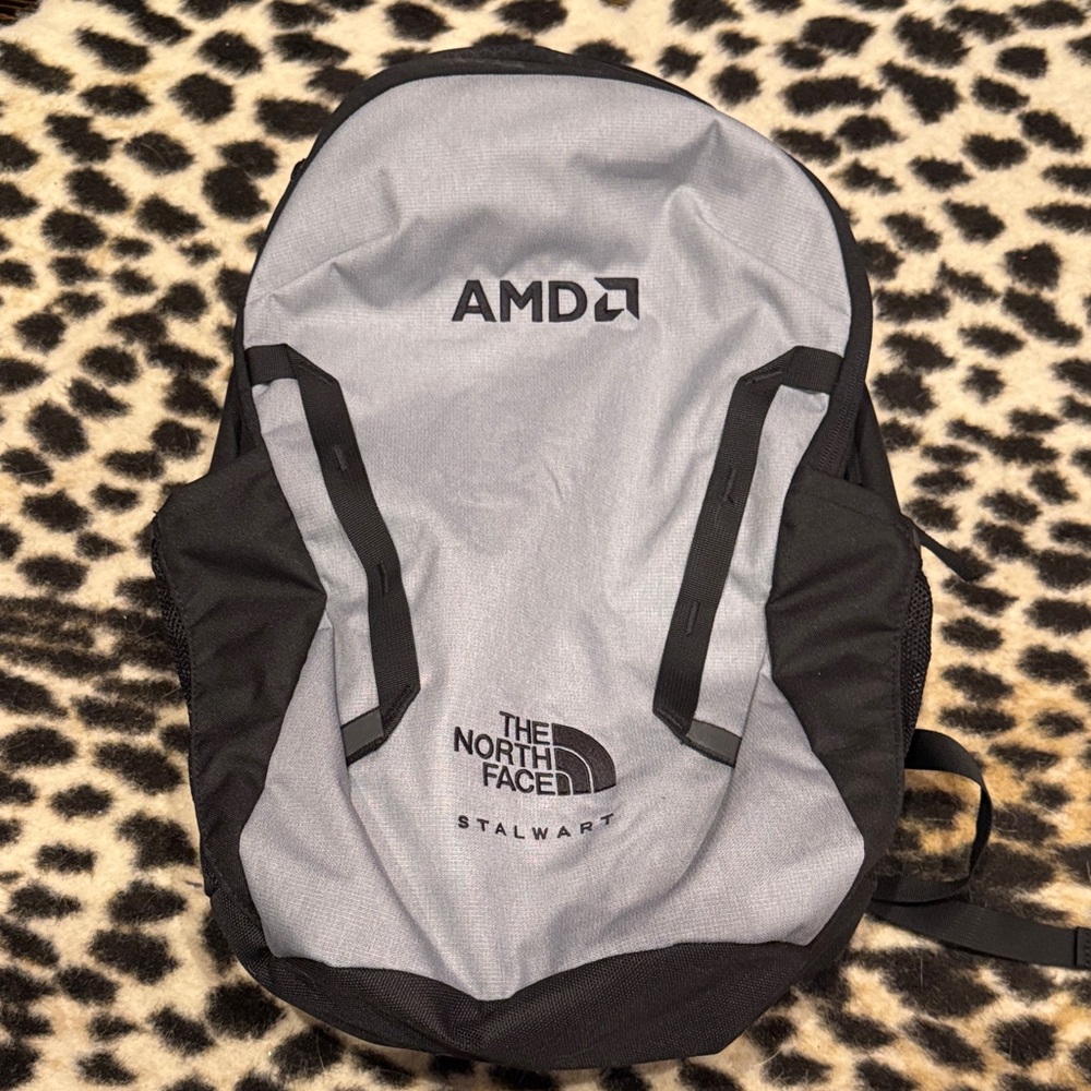 The North Face Flexvent Stalwart Backpack NWOT AMD Black Gray Backpack